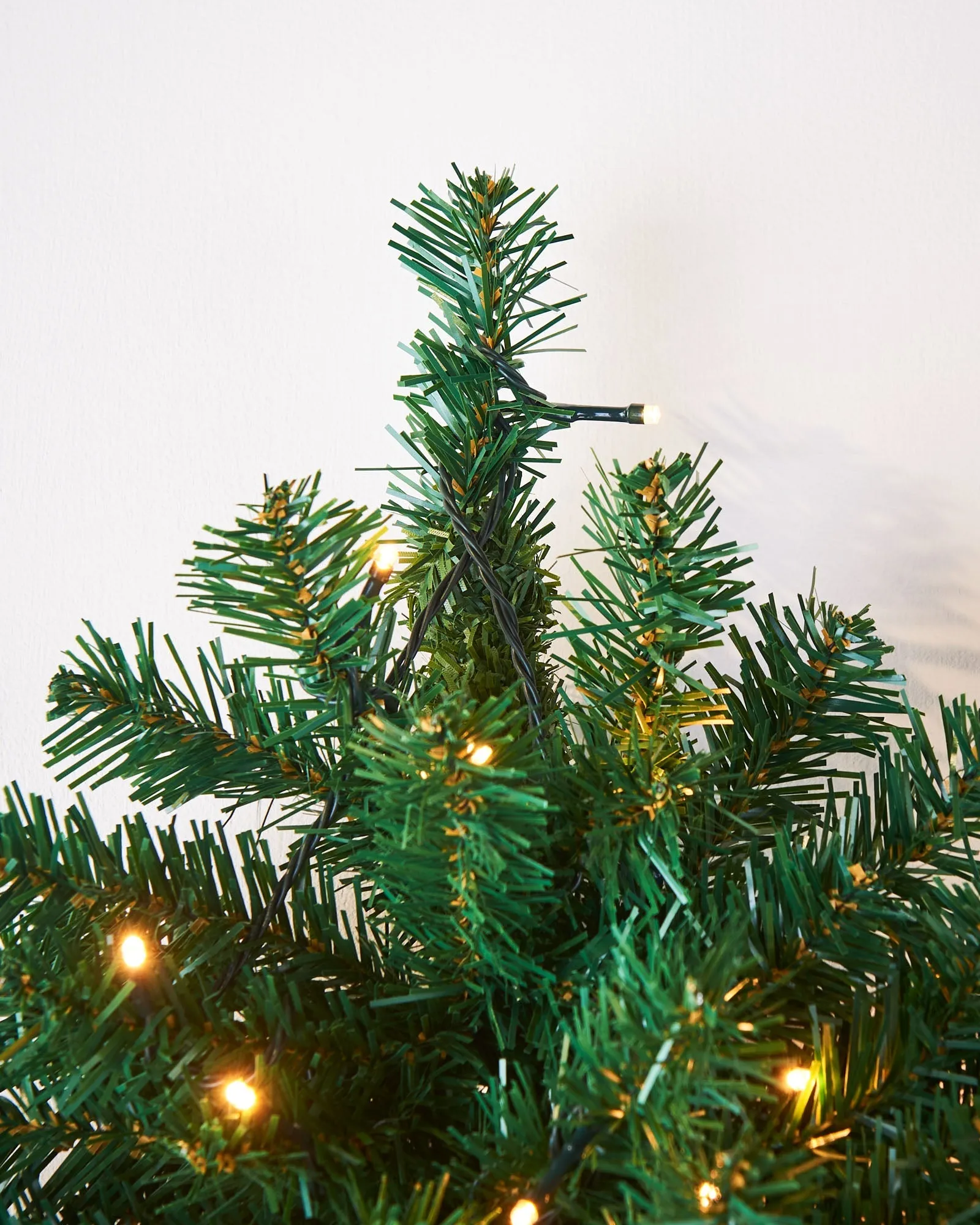 Pre-Lit Green Wall Mounted Christmas Tree, 3 ft